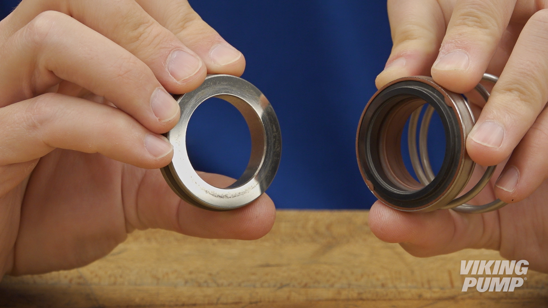 Image showing the two sealing faces of a component mechanical seal.