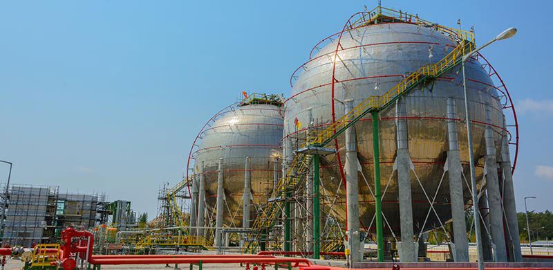 Liquid gas tanks